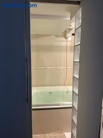 Apartamento Praia da Enseada - hidromassagem, ar condicionado sala e quartos e wifi - Image 5