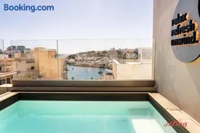 Stuart Rooms Gzira Promenade - Image 2