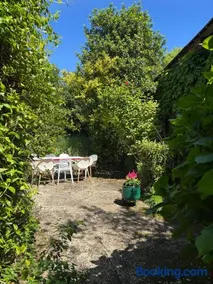 Le Châtel - Image 2