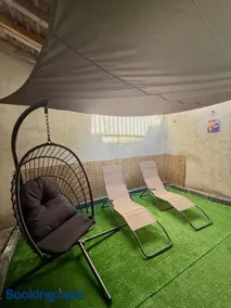 Appartement avec jaccuzi & jardin proche du centre - Image 2