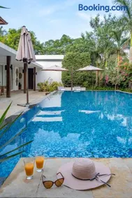 LohonoStays Villa Amber - Image 3