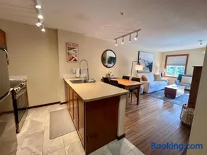 Main Village, Ski-in Ski-out, Hot Tub, Condo - Image 3