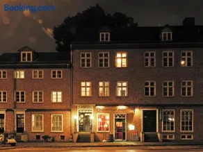 Frauenhotel Hanseatin - Women Only - Image 1