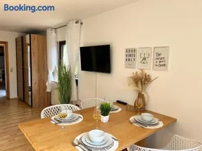 Wohnung IDA ruhig, modern mit Parkplatz bei RW und VS - Image 2