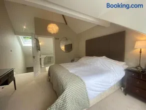 Beautiful 1 bedroom holiday home in Lancaster - Image 4