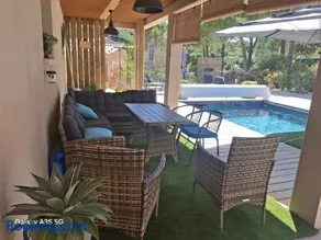 Villa mit Pool, Garten und Terrasse | Gartenblick - Image 2