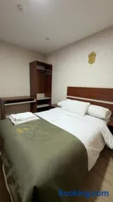 Hotel Residencial Paris - Image 1