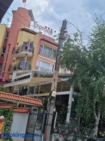 Vromos Guest House - Image 3