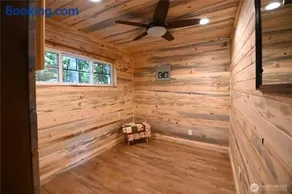 Mt Index Riverview Cabin - Image 2