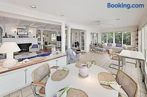 Buzzard Bay Retreat - Image 3