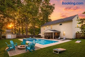 5 BR - Pool, Firepit, Backyard - Image 1