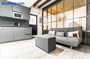 Cozy and modern apartment for 4 in Madrid - Image 3