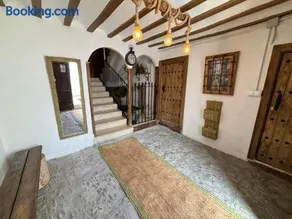Casa De La Aguadora - Image 1