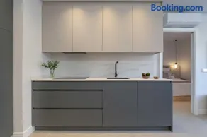 Maravilloso y recién reformado apartamento en Castellana - Image 2