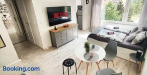King Size Sunny Home 19 minutes to Center - Image 3