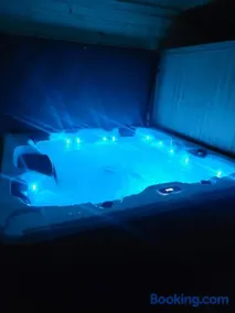 Gîte de charme L'Escale Des Sens sauna et jacuzzi privé sud Ardéche - Image 3