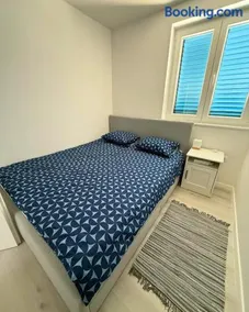 Vacation Home Rovanjska - Image 4
