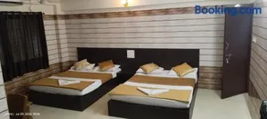 Yamuna Vihar Tourist Home - Image 4