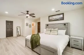 NEW The Round Up, 4BR, Walk to TSU, Downtown - Image 1