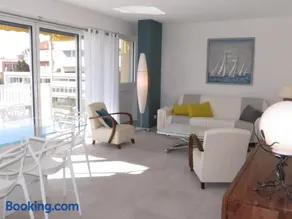 Appartement rénové 3 pièces avec terrasse, climatisation, wifi et garage à Sainte-Maxime - FR-1-780-57 - Image 4