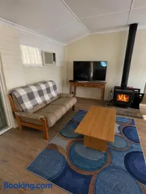 Hilltop Cottage - Image 2