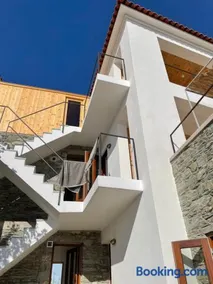 Architect's Stone Home - Image 2