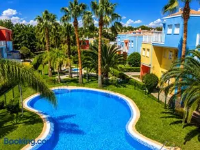 Apartamento Acuarela con piscina y terraza a 1 min de la playa Les Deveses - Image 1