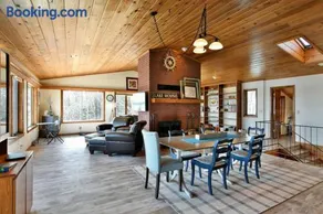 Bark Point Retreat - Image 3
