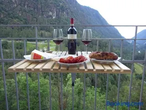 AltaValle Holiday Home, bilocale LIME e monolocale PINK - Image 1