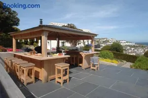 Breath-taking Manor with Pool Tennis Court & Sea Views - Image 5