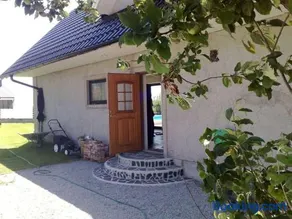 Wallander's hometown, close to beach & café - Image 1