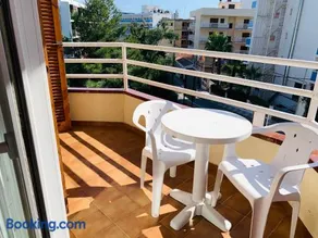 Eva Aparthotel - Image 4