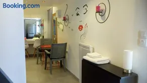 Dépendance privée avec entrée autonome - Image 4
