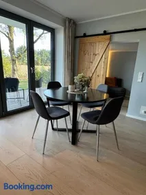 2 Zi Ferienwohnung mit Garten und Terrasse - Image 1