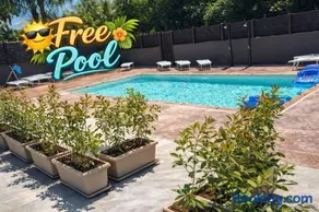 Coast to Coast Rooms & Pool Parcheggio e Piscina vicino Pompei - Image 1