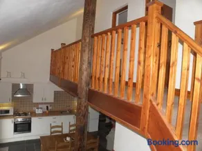 DAIRY MAIDS COTTAGE - Image 3