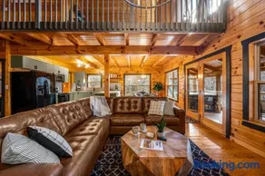 Smoky Summer Escape 3BR Cabin 15 min to Dollywood Hot tub wifi grill deck - Image 3