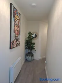 Cozy bedroom in Lucan, Dublin - Image 5