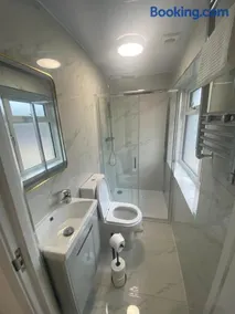 Urban Luxury - Image 5
