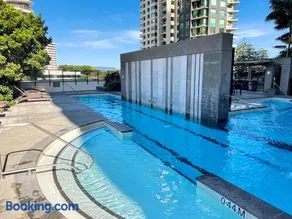 Stunning 2 bed 2 bath 8th floor - GC Getaways - Image 5