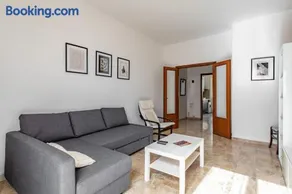 GuestHost - Florence Modern & Bright Apartment! - Image 2
