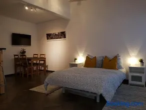 Wohnen im ehemaligen Kaminstudio mit Klimaanlage - Image 2
