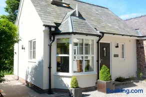 Cedar Tree Cottage - Image 1