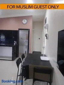 Yasmeen Studio Roomstay Kijal - Room 1 - FOR TWO PERSON ISLAM GUEST ONLY - Image 1