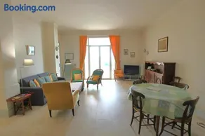 Sea View Apartment - Image 2