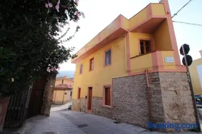 La Casa Rosada Arbus - Image 1