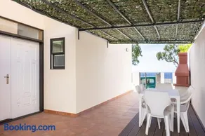 Summer Dream House - Garden and sea view townhouse - Image 2