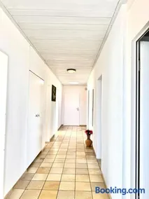 Private 5 bedroom for large Groups - Image 4