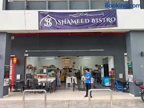 TR12 tulip elmina 5pax Big cinema movie 1 free parking - Image 1