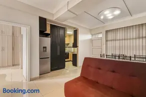 Beach Hurst 303 - Image 5